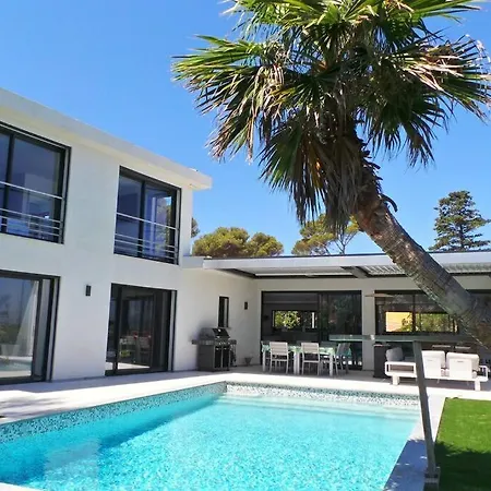 Les Genets 2914 Villa *